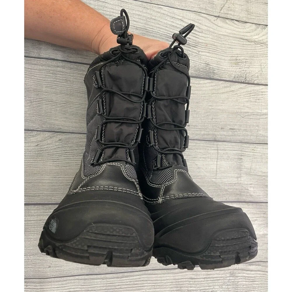 Black The North Face Aspenglow Boy Girl Winter Snow Boots, Size Youth 4